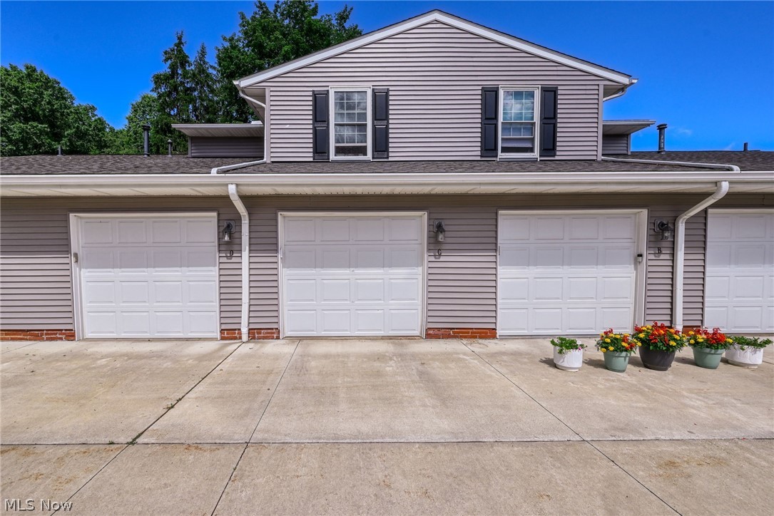 4901 Independence Unit C Circle Stow OH 44224