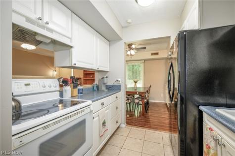 4901 Independence Unit C Circle Stow OH 44224