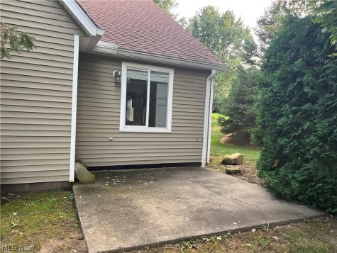 4228 Castle Ridge Akron OH 44321