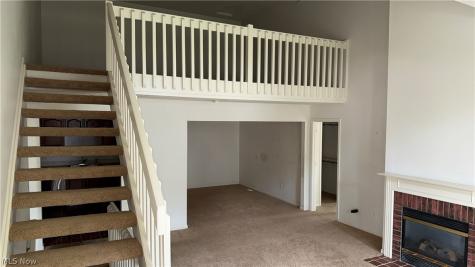 4228 Castle Ridge Akron OH 44321