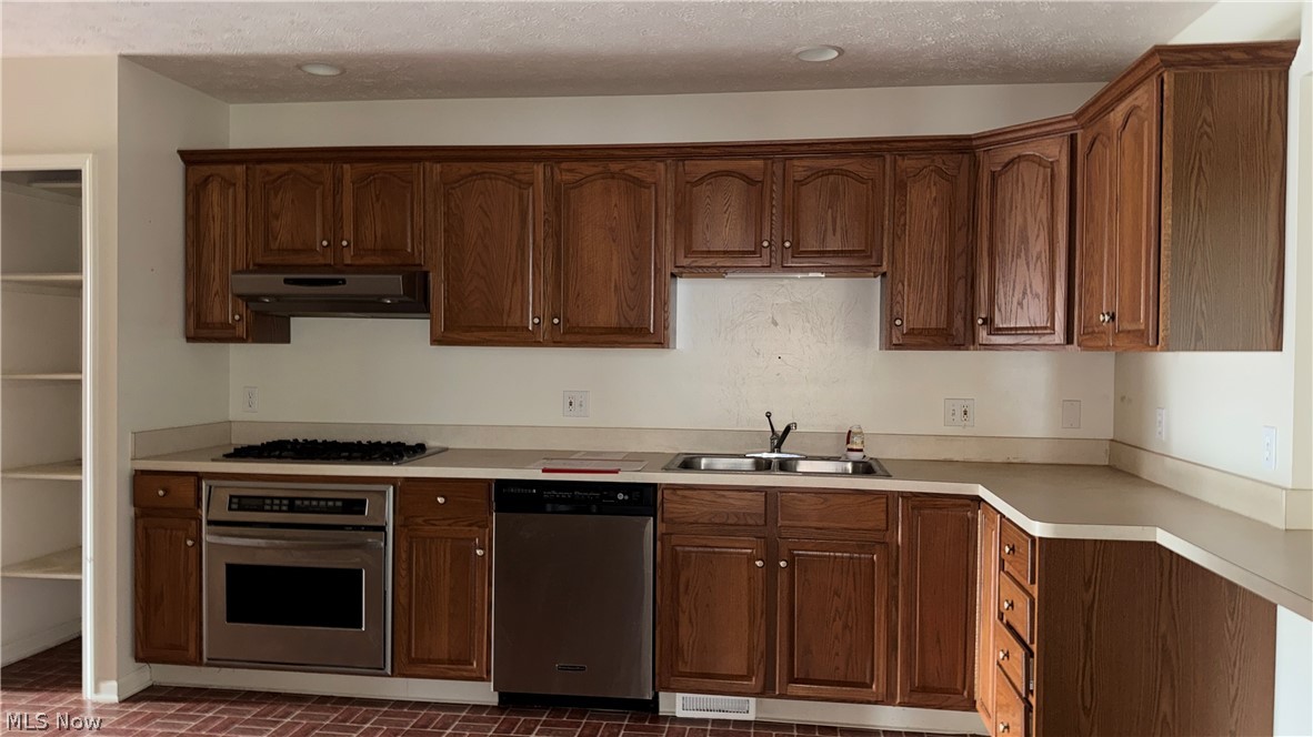 4228 Castle Ridge Akron OH 44321