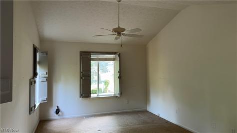 4228 Castle Ridge Akron OH 44321