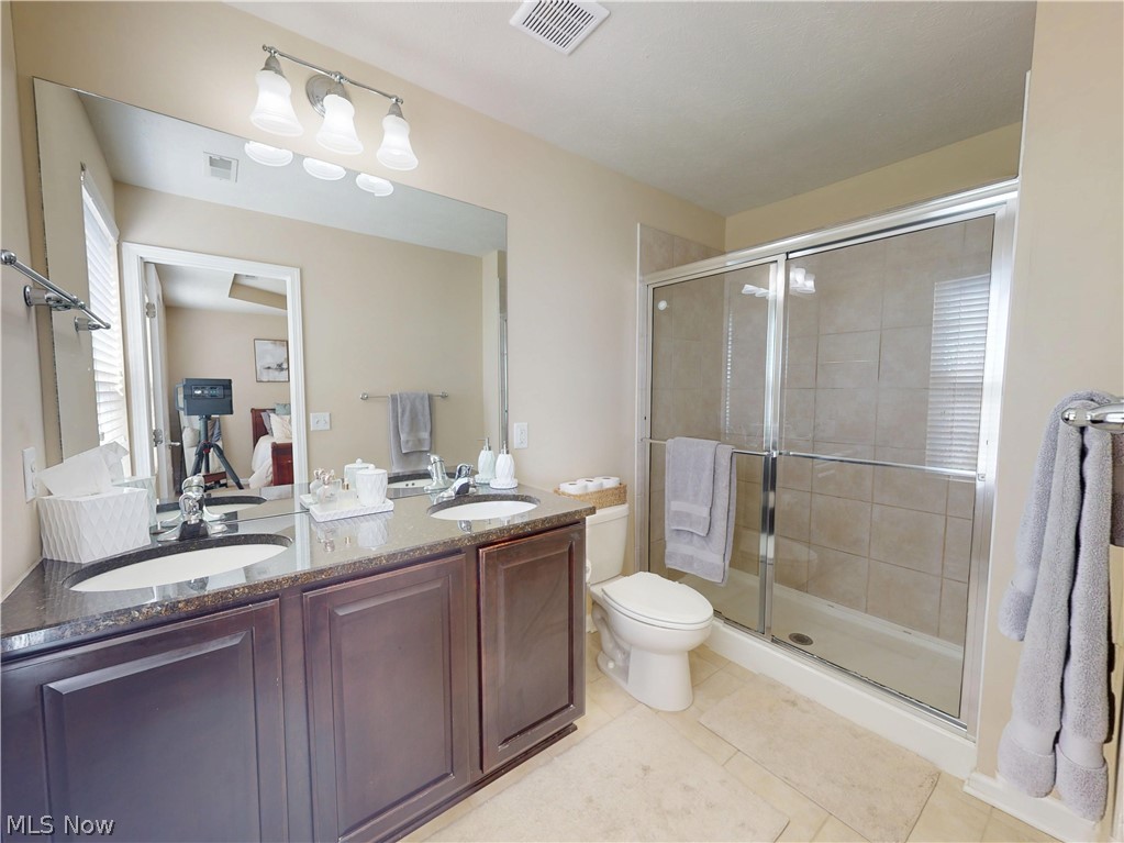 6144 N Pointe Drive Pepper Pike OH 44124