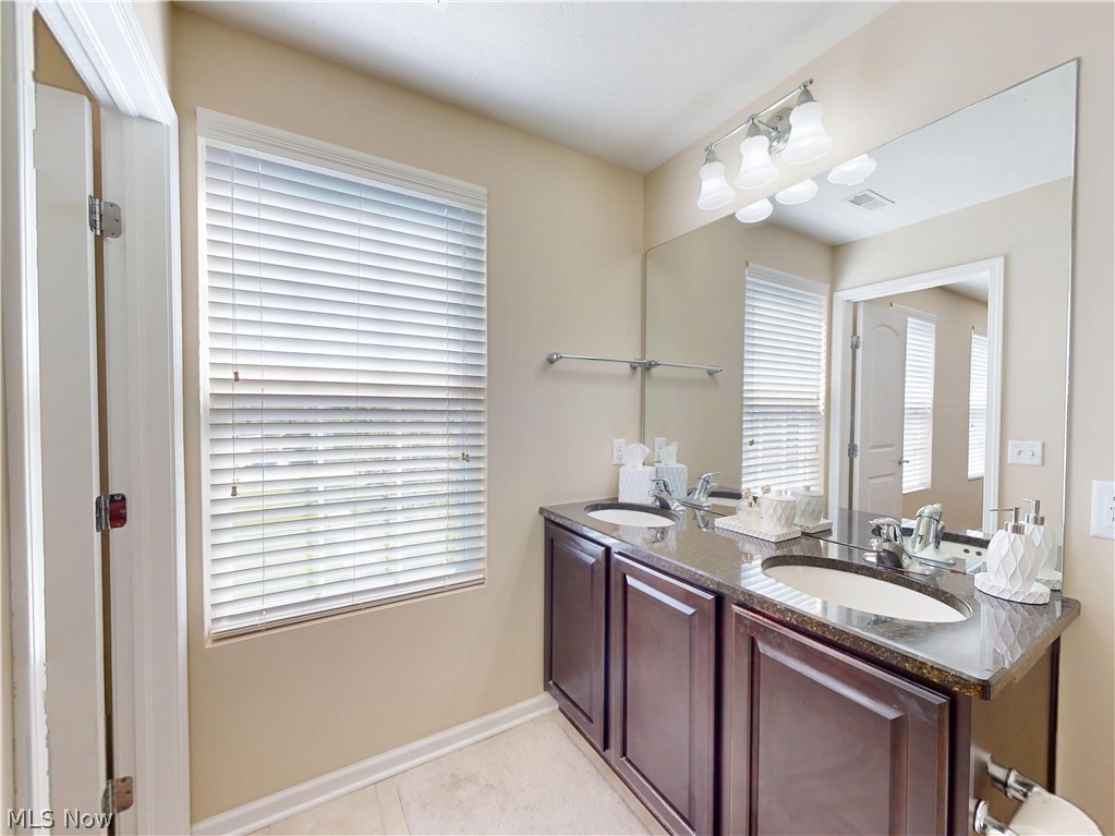 6144 N Pointe Drive Pepper Pike OH 44124
