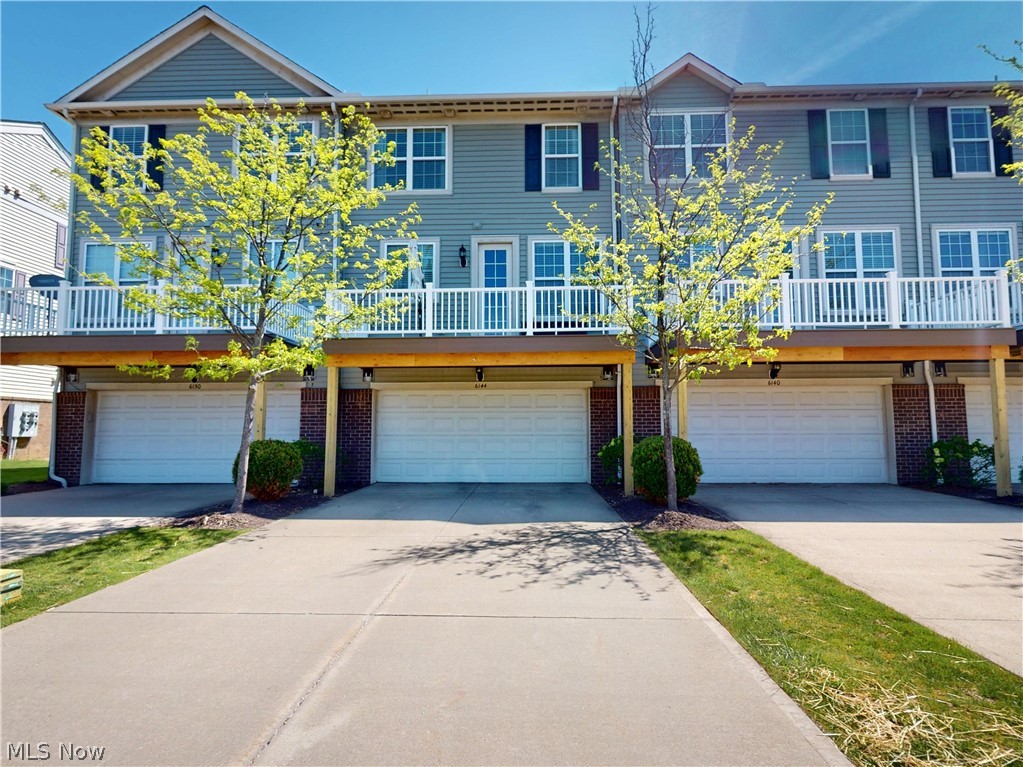 6144 N Pointe Drive Pepper Pike OH 44124