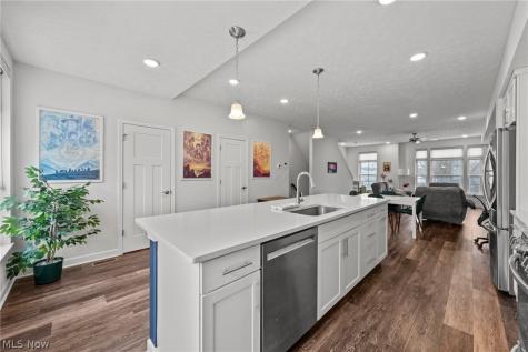 12023 Ashbury Avenue Cleveland OH 44106