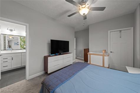 12023 Ashbury Avenue Cleveland OH 44106