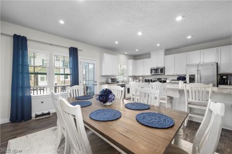 1454 Caymus Court Avon OH 44011