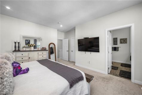 1454 Caymus Court Avon OH 44011
