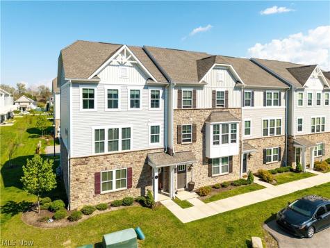 1454 Caymus Court Avon OH 44011