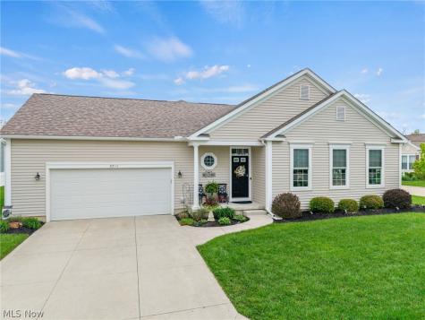8744 Wakefield Run North Ridgeville OH 44039