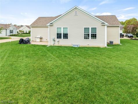 8744 Wakefield Run North Ridgeville OH 44039