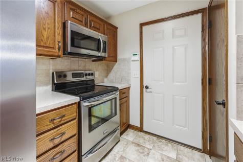 1860 Blackberry Lane Orrville OH 44667