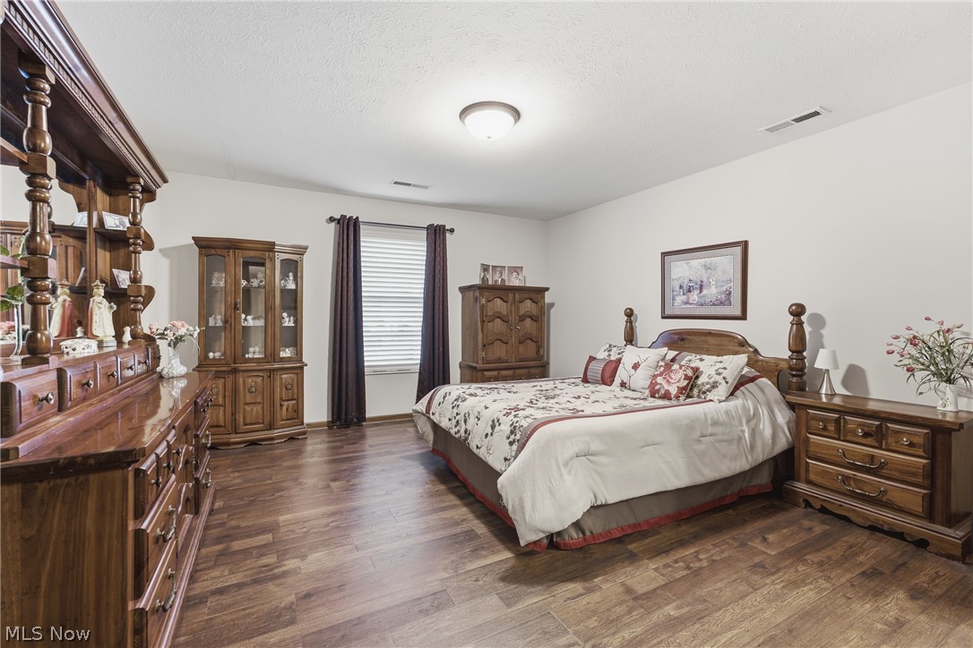 1860 Blackberry Lane Orrville OH 44667