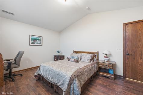 1860 Blackberry Lane Orrville OH 44667