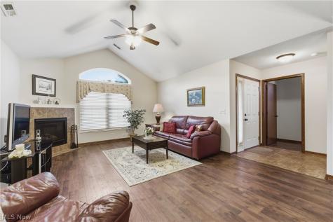 1860 Blackberry Lane Orrville OH 44667