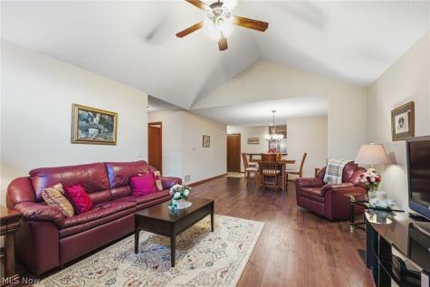 1860 Blackberry Lane Orrville OH 44667