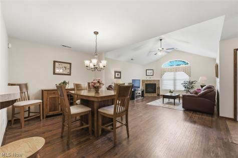 1860 Blackberry Lane Orrville OH 44667