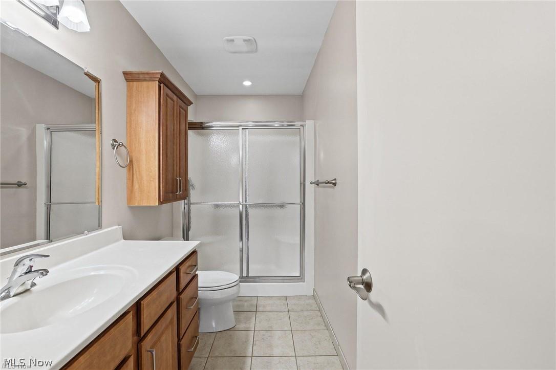 2885 Pease Drive Rocky River OH 44116