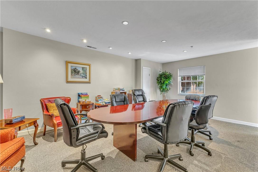 2885 Pease Drive Rocky River OH 44116