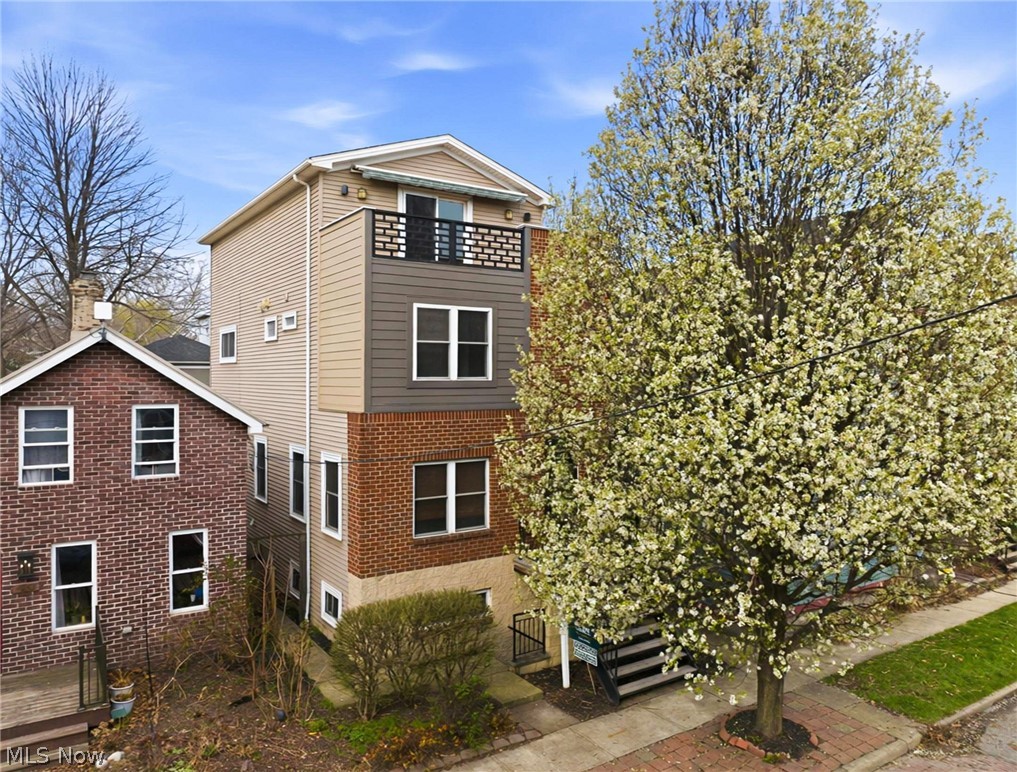 2134 W 6th Street Cleveland OH 44113