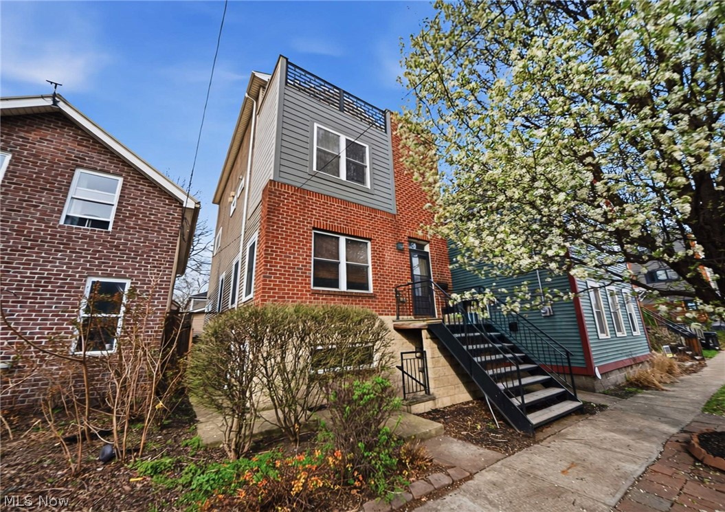 2134 W 6th Street Cleveland OH 44113