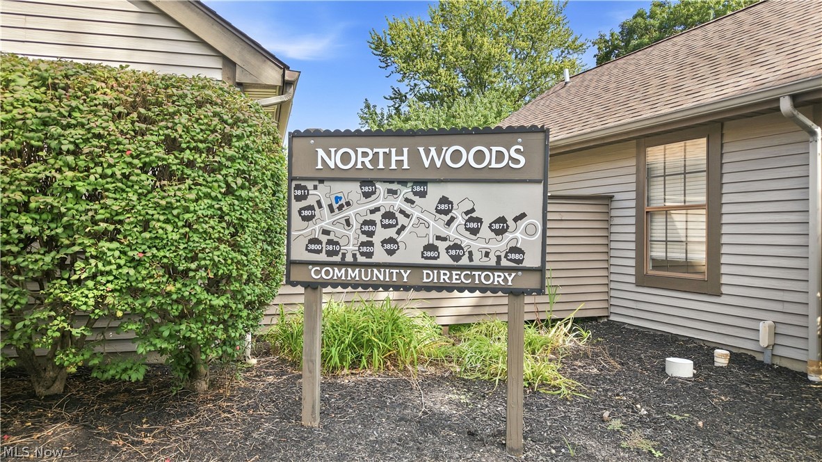 3810 Northwoods Court NE Warren OH 44483