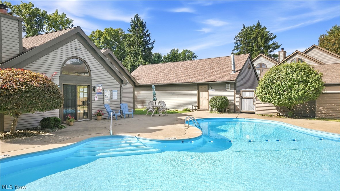 3810 Northwoods Court NE Warren OH 44483