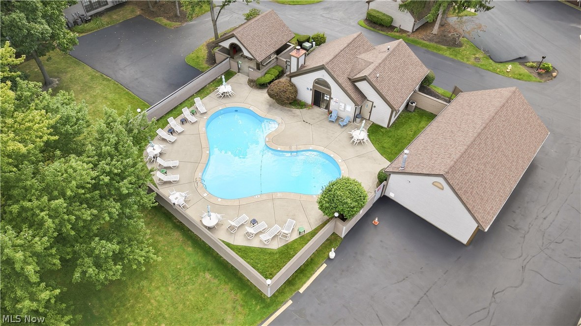 3810 Northwoods Court NE Warren OH 44483