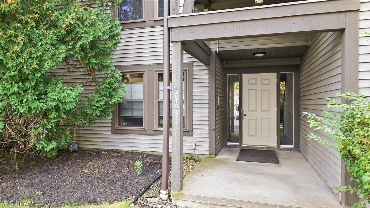 3810 Northwoods Court NE Warren OH 44483