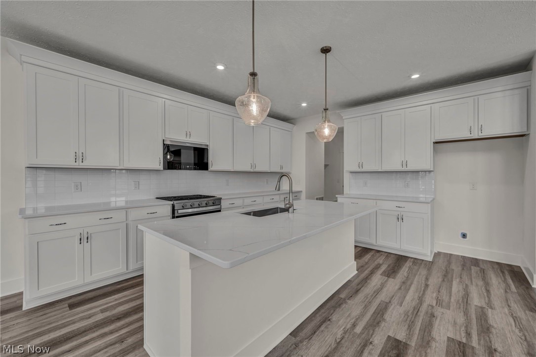 2081 Glenmont Drive Brunswick OH 44212