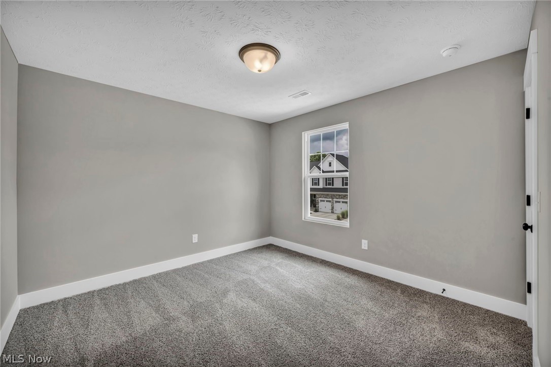 2081 Glenmont Drive Brunswick OH 44212