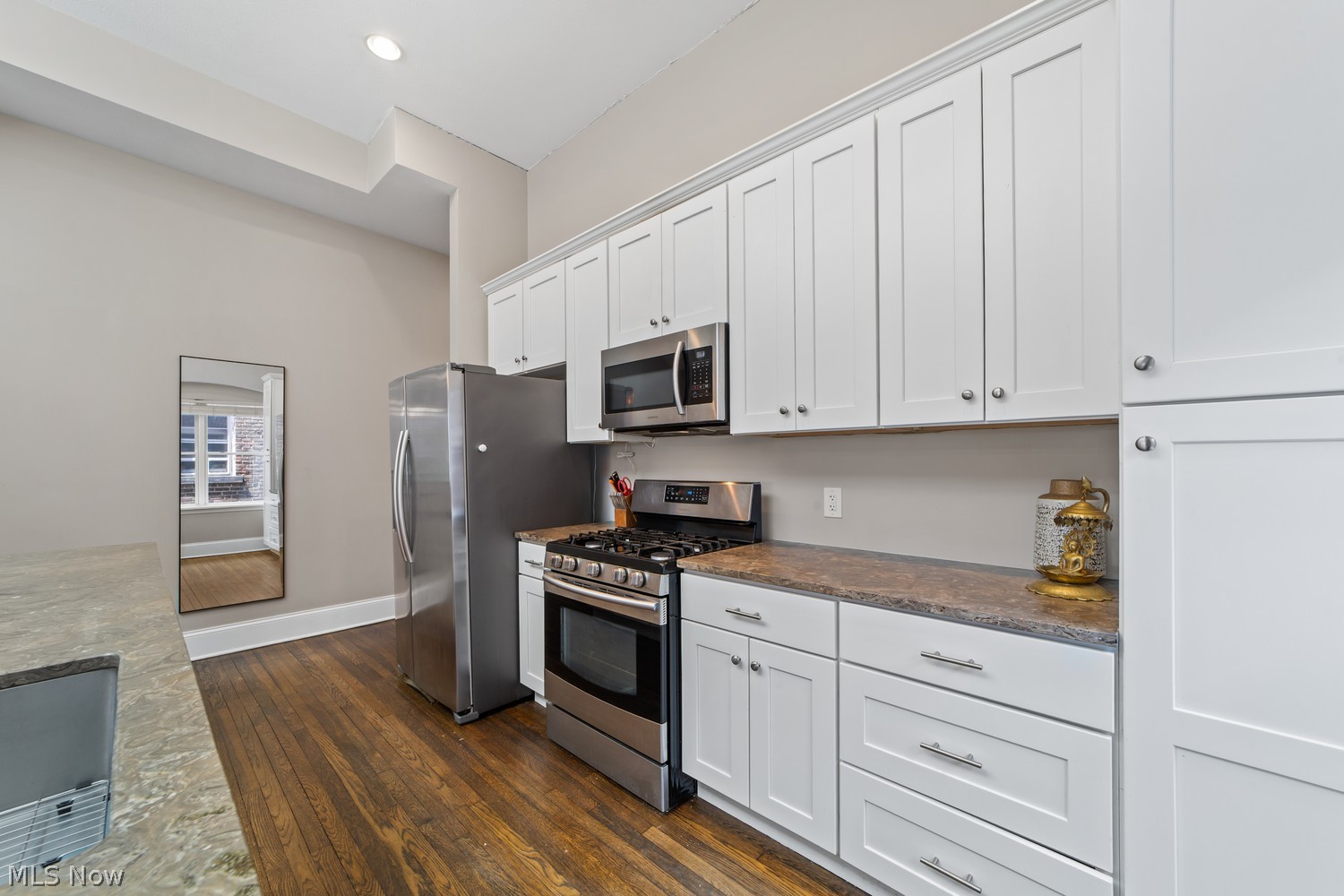 12966 Clifton Boulevard Lakewood OH 44107