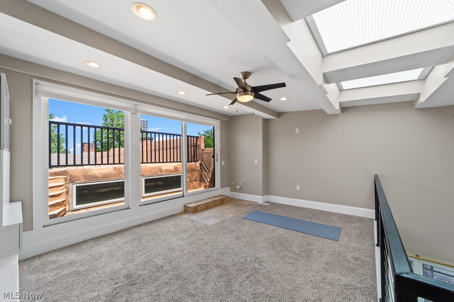 12966 Clifton Boulevard Lakewood OH 44107