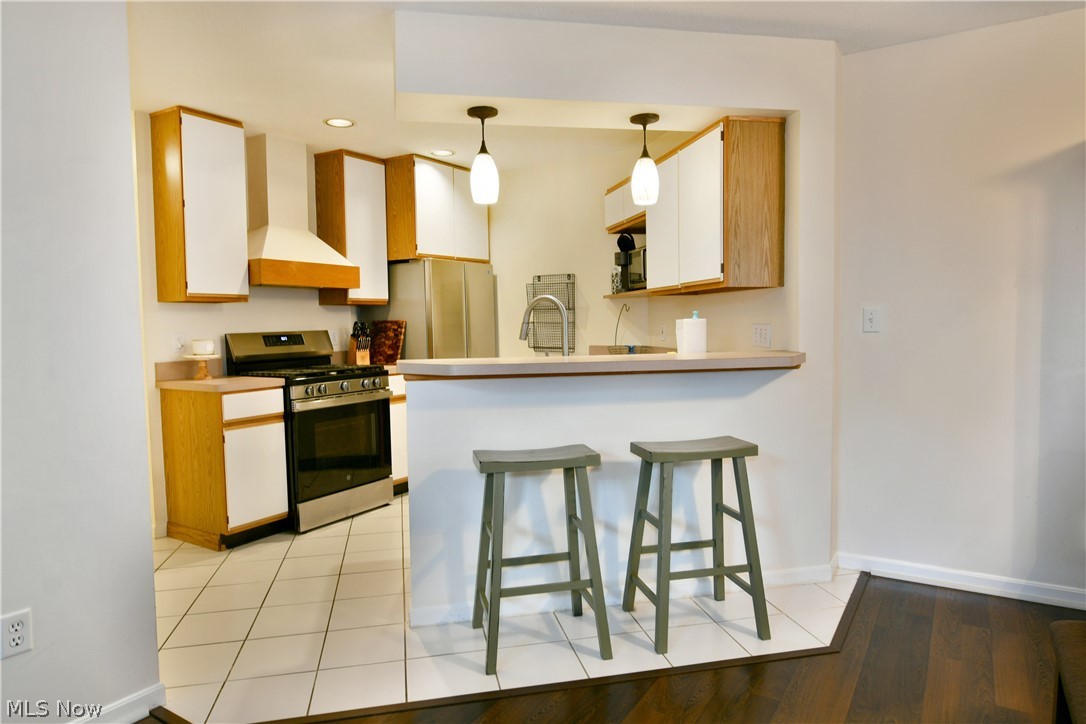 1283 Red Tail Hawk Court Youngstown OH 44512