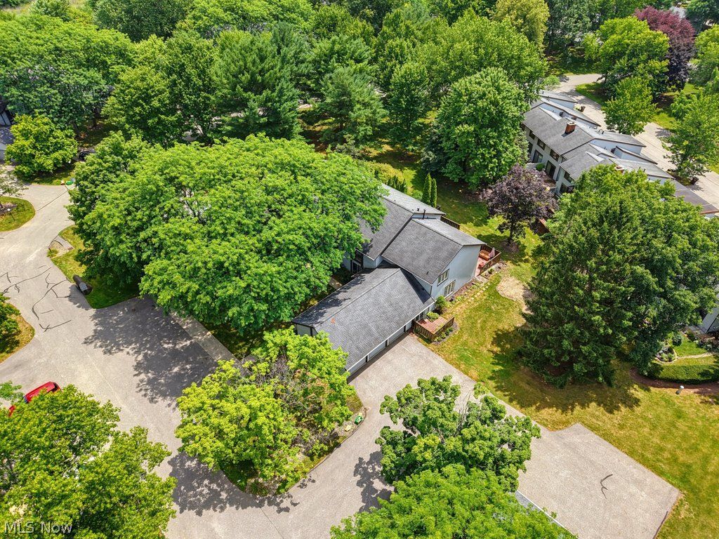 774 Pipes Court Sagamore Hills OH 44067