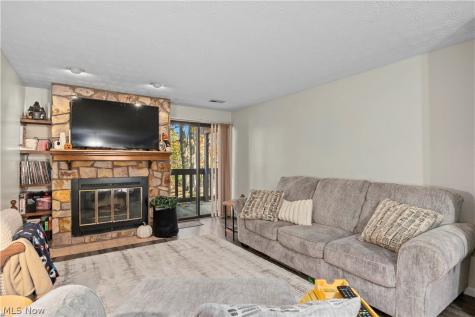 4645 Oakhill Boulevard Lorain OH 44053