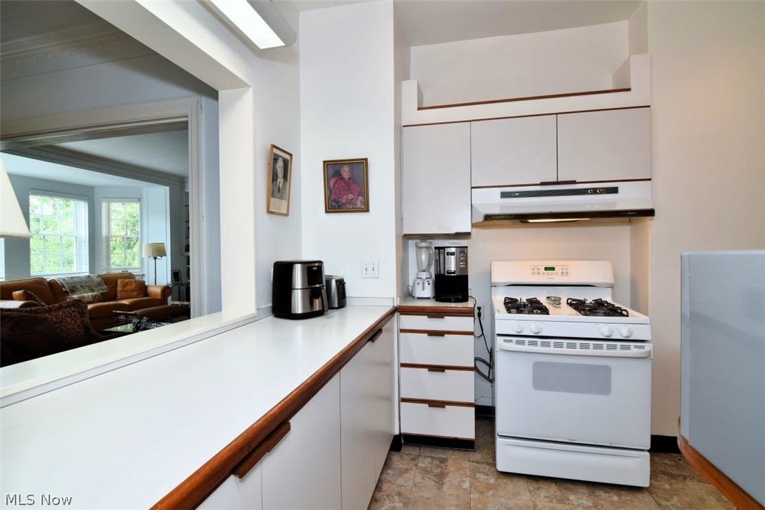 13605 Shaker Boulevard Shaker Heights OH 44120
