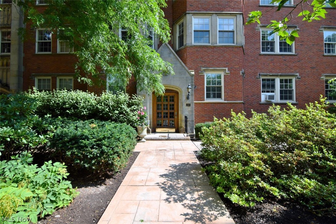 13605 Shaker Boulevard Shaker Heights OH 44120