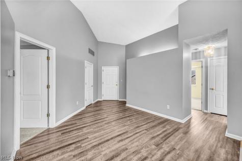356 Village Pointe Drive Akron OH 44313