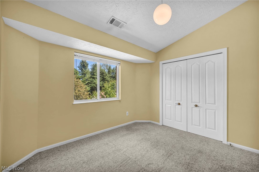 356 Village Pointe Drive Akron OH 44313