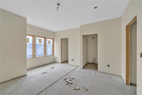 252 Earley Lane Westlake OH 44145