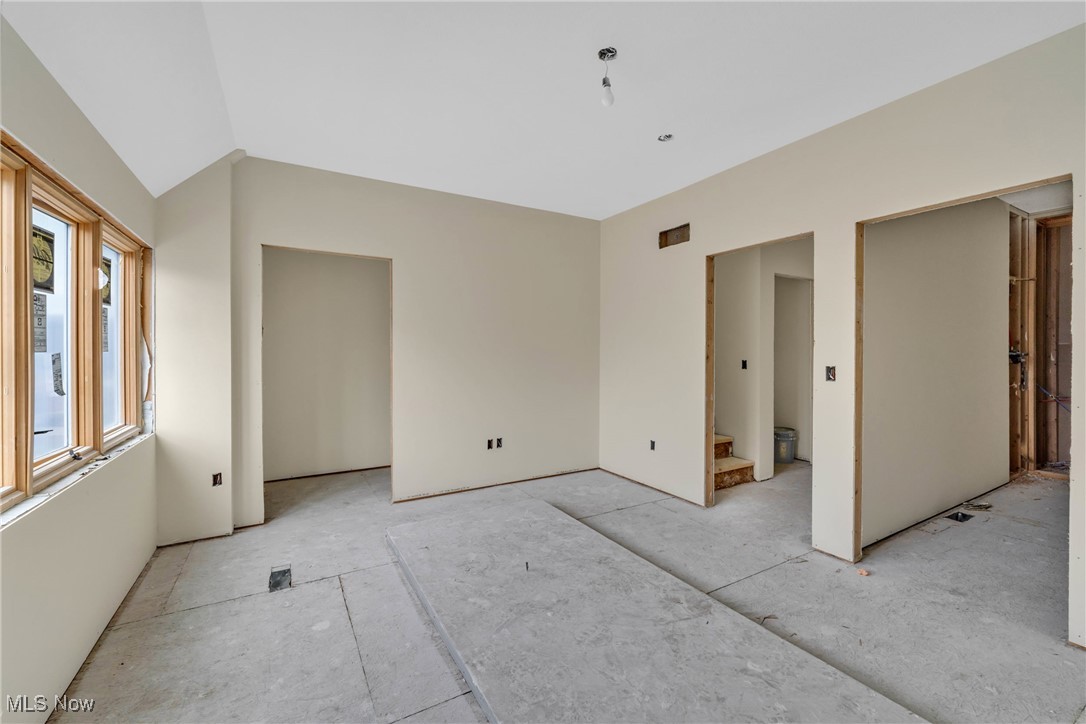 252 Earley Lane Westlake OH 44145