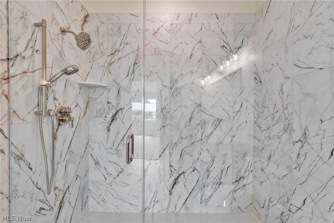 252 Earley Lane Westlake OH 44145