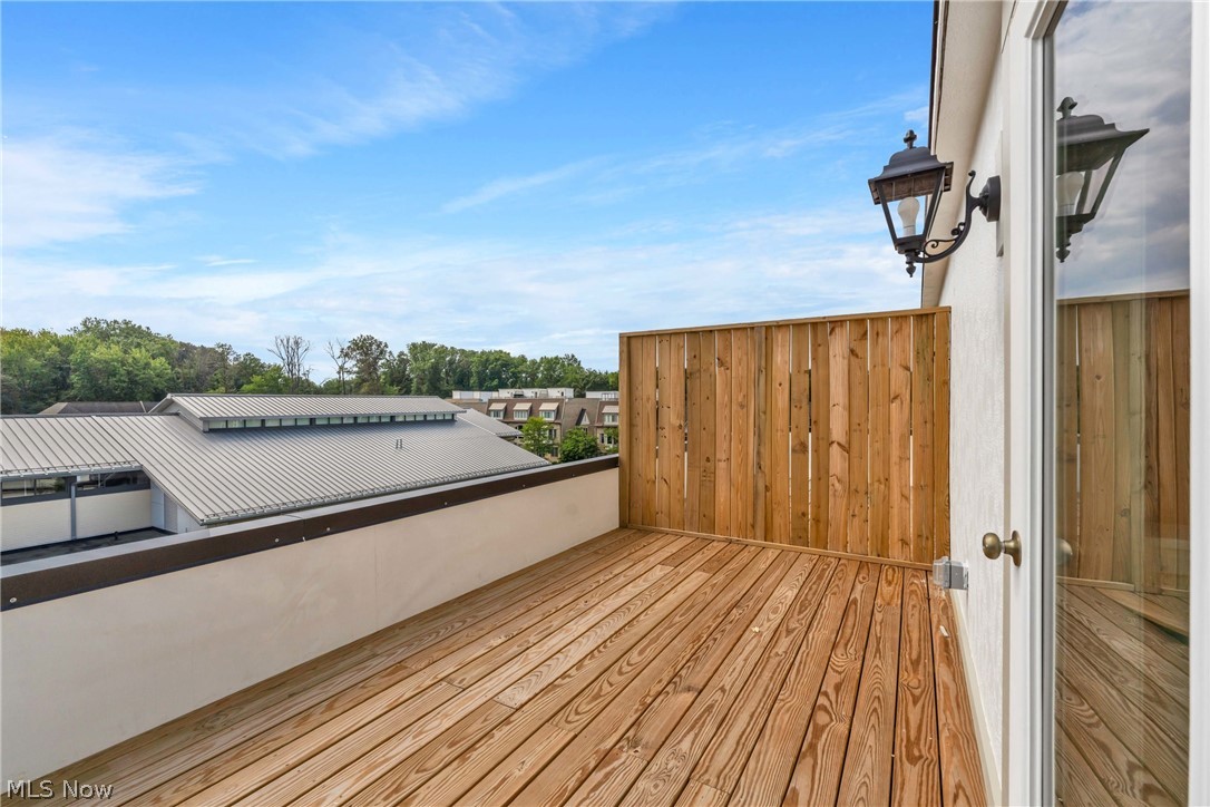 252 Earley Lane Westlake OH 44145