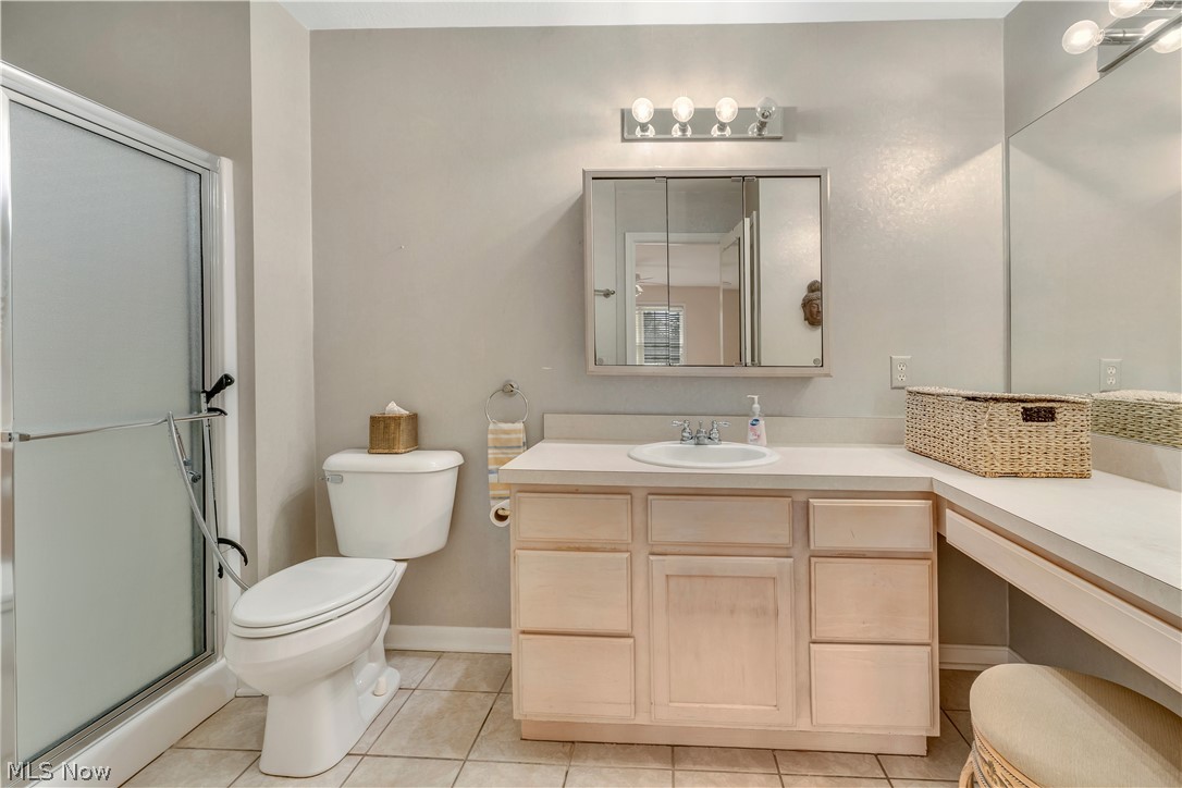 144 Royal Troon Drive SE Warren OH 44484