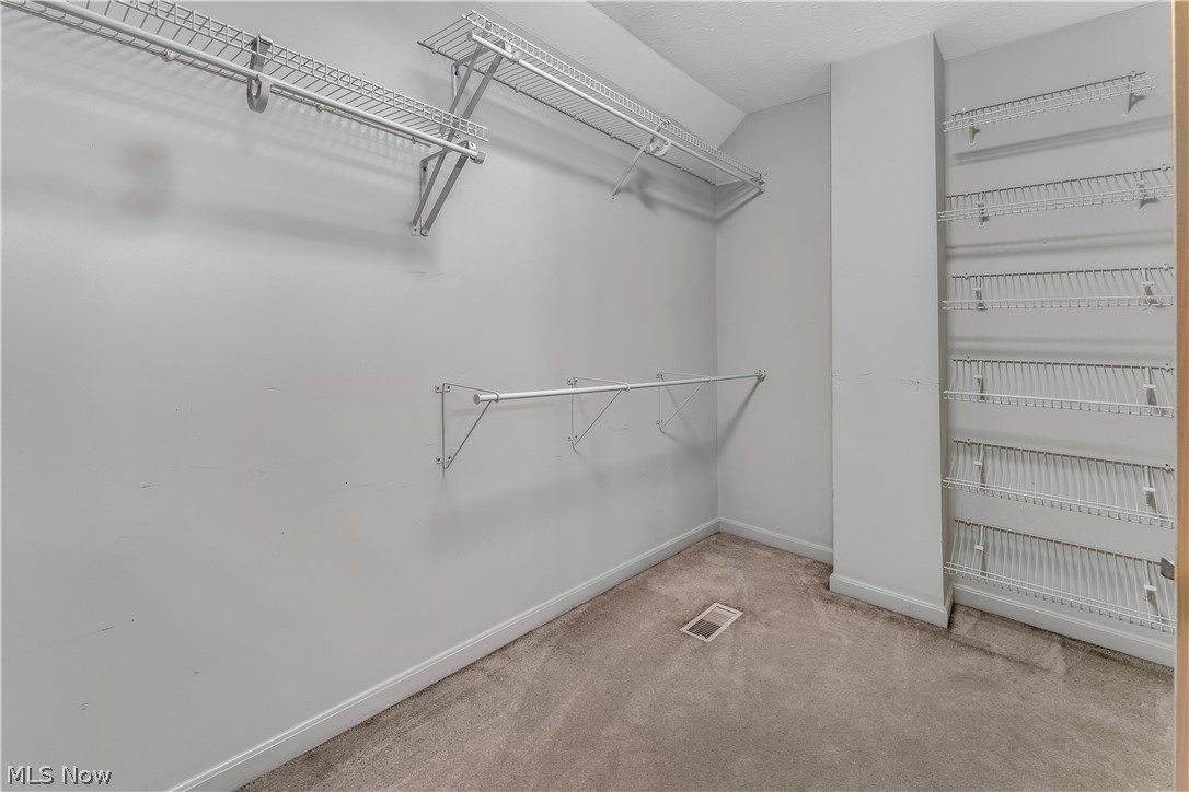 144 Royal Troon Drive SE Warren OH 44484