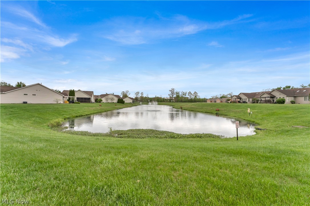 144 Royal Troon Drive SE Warren OH 44484