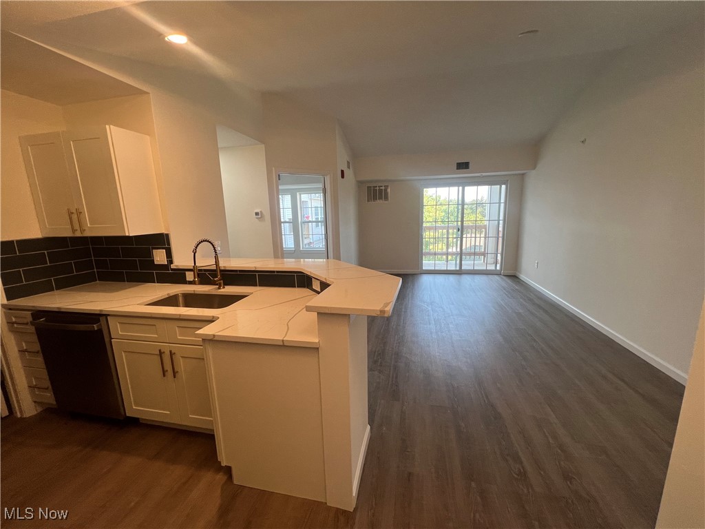 23002 Chandlers Lane Olmsted Falls OH 44138