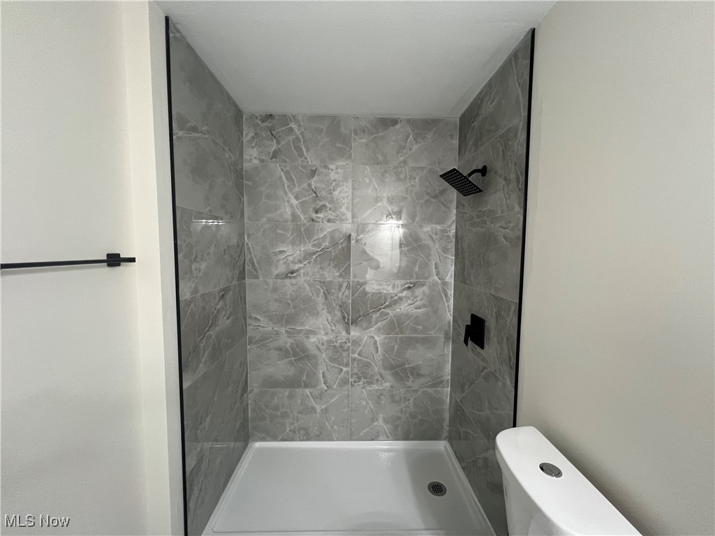 23002 Chandlers Lane Olmsted Falls OH 44138